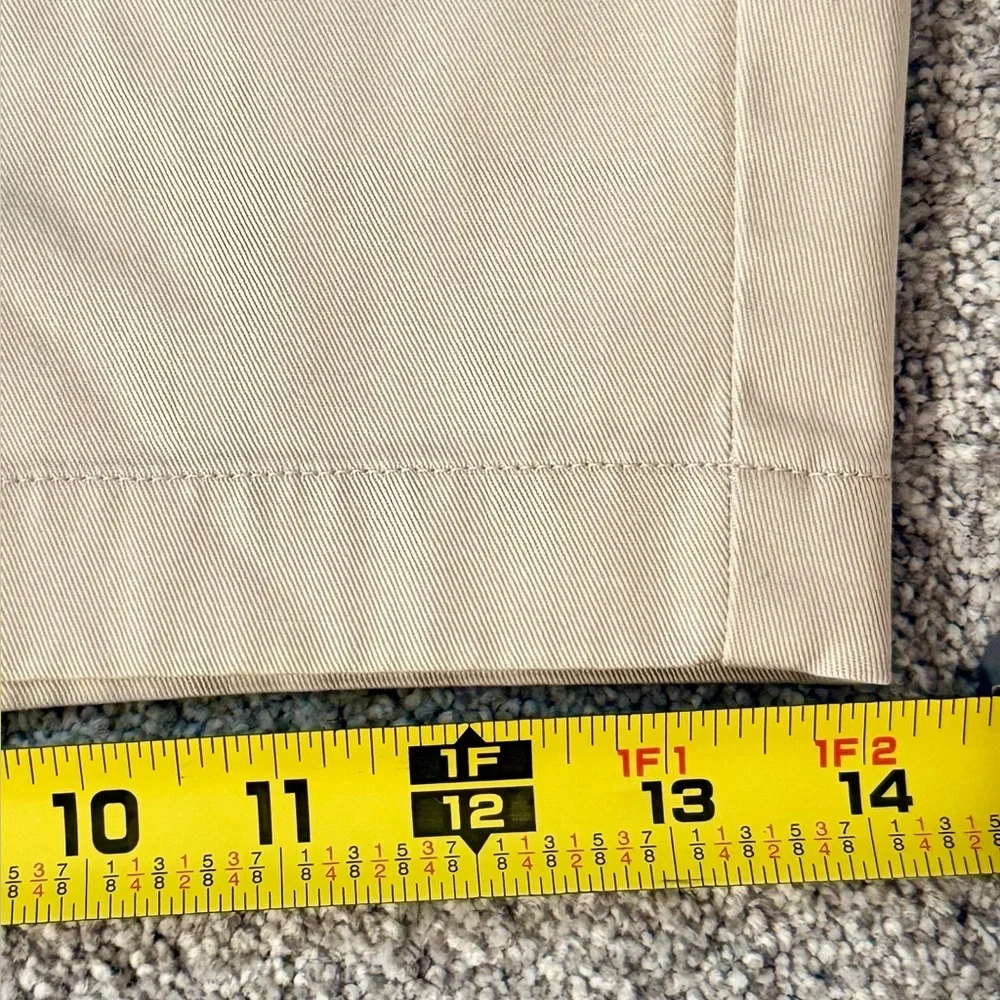Eddie Bauer Women’s Khaki Shorts Wrinkle Resistant 100% Cotton 10” inseam Sz 22W